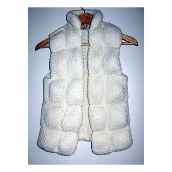 Vintage Sweaters - Vintage 1970s Knit Puffer Sweater Vest Cream S